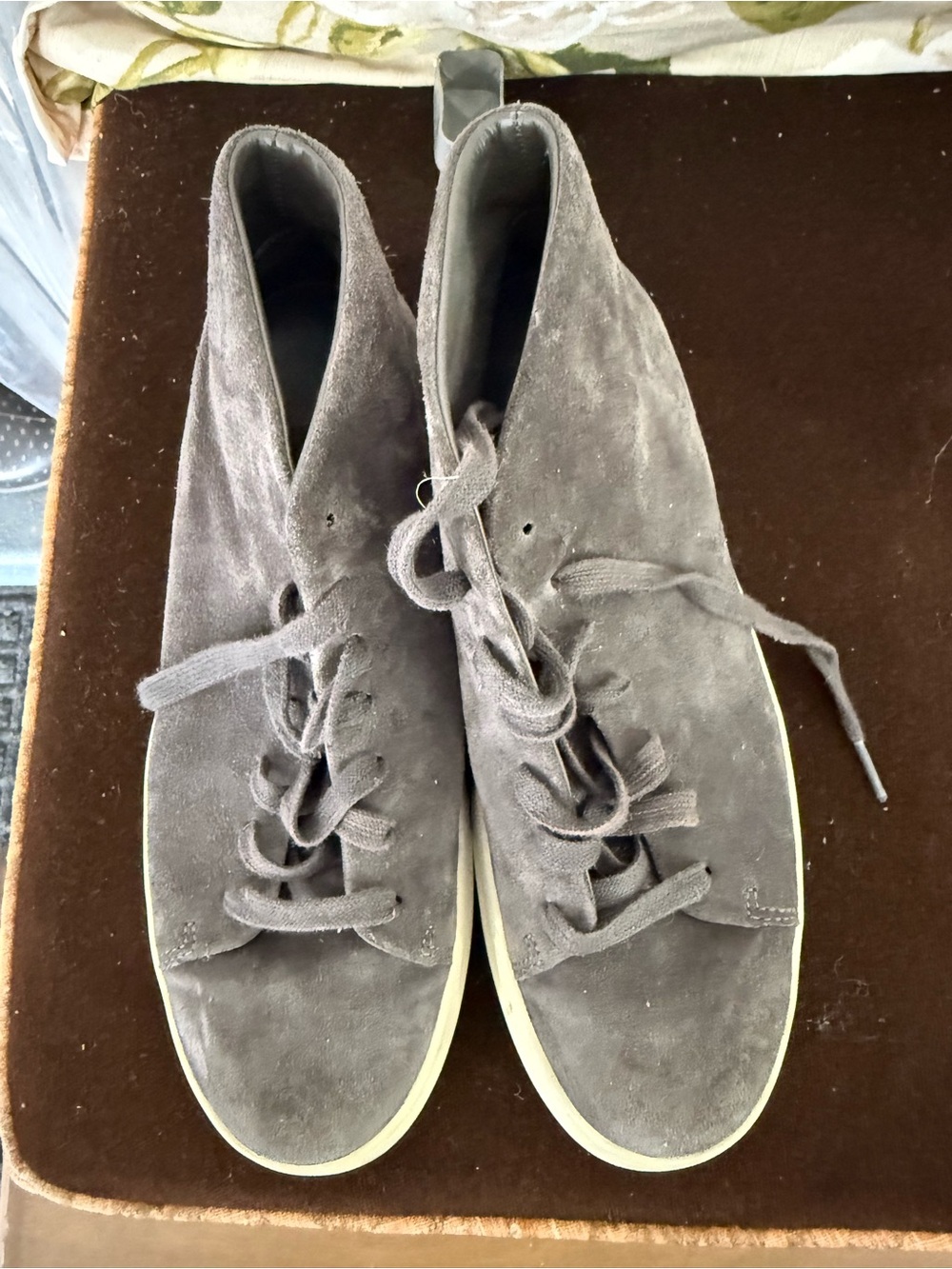 Vince Men's Suede high top sneaker- Gray